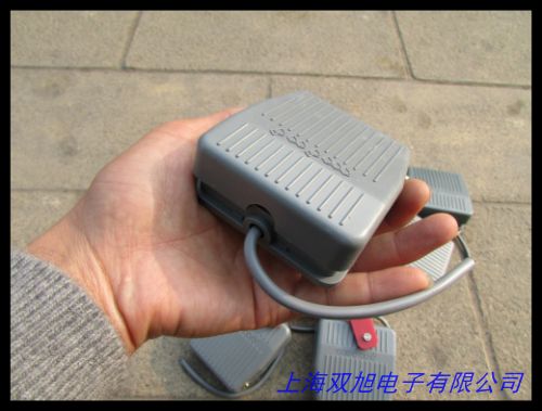 CNTD昌得電動(dòng)機(jī)腳踏開關(guān)電源控制器CFS-2點(diǎn)動(dòng)自復(fù)位腳踩開關(guān)線1米
