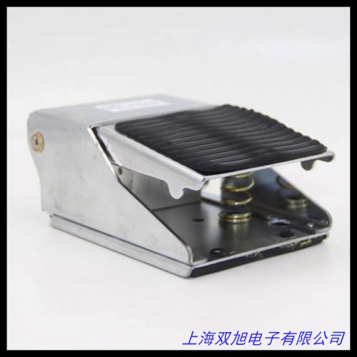 ... 線長30cm腳踏開關 鋁殼