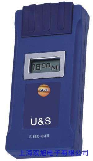 2018深圳新款超聲波數(shù)顯電子尺 手持式30米激光測(cè)距儀CP3003