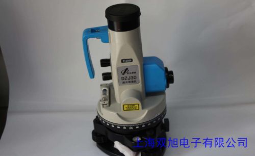 ����˾��x Leica Lino P5 ��ֱ ˮƽУ�� ��ʿ�ƿ�