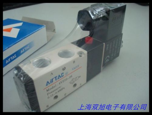 發(fā)電機(jī)配件調(diào)壓器 5kw單相三相電壓表 汽油機(jī)調(diào)壓部件2千瓦調(diào)壓表